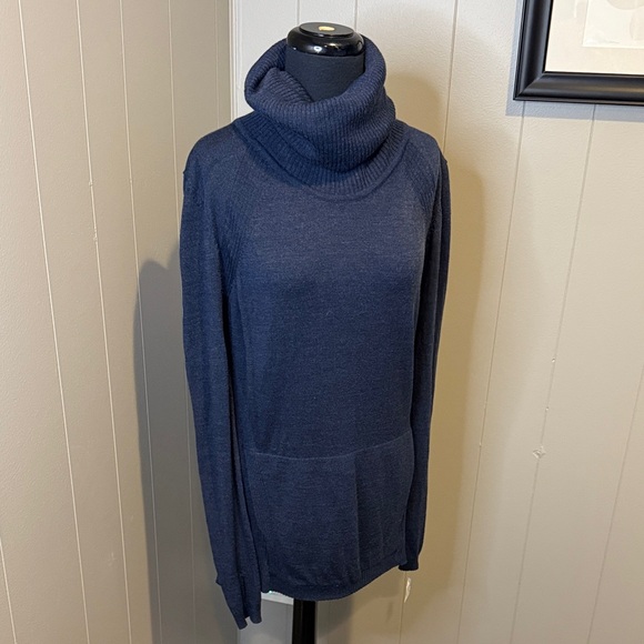 Lululemon Athletica Women’s 10 Navy Cowl Neck Sweater with Front Pocket - Picture 1 of 5